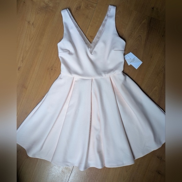 Kalani Hilliker For Alyce Paris Dress - Picture 5 of 12